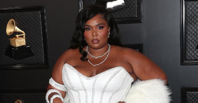 //lizzo shares racy intagram pic pp