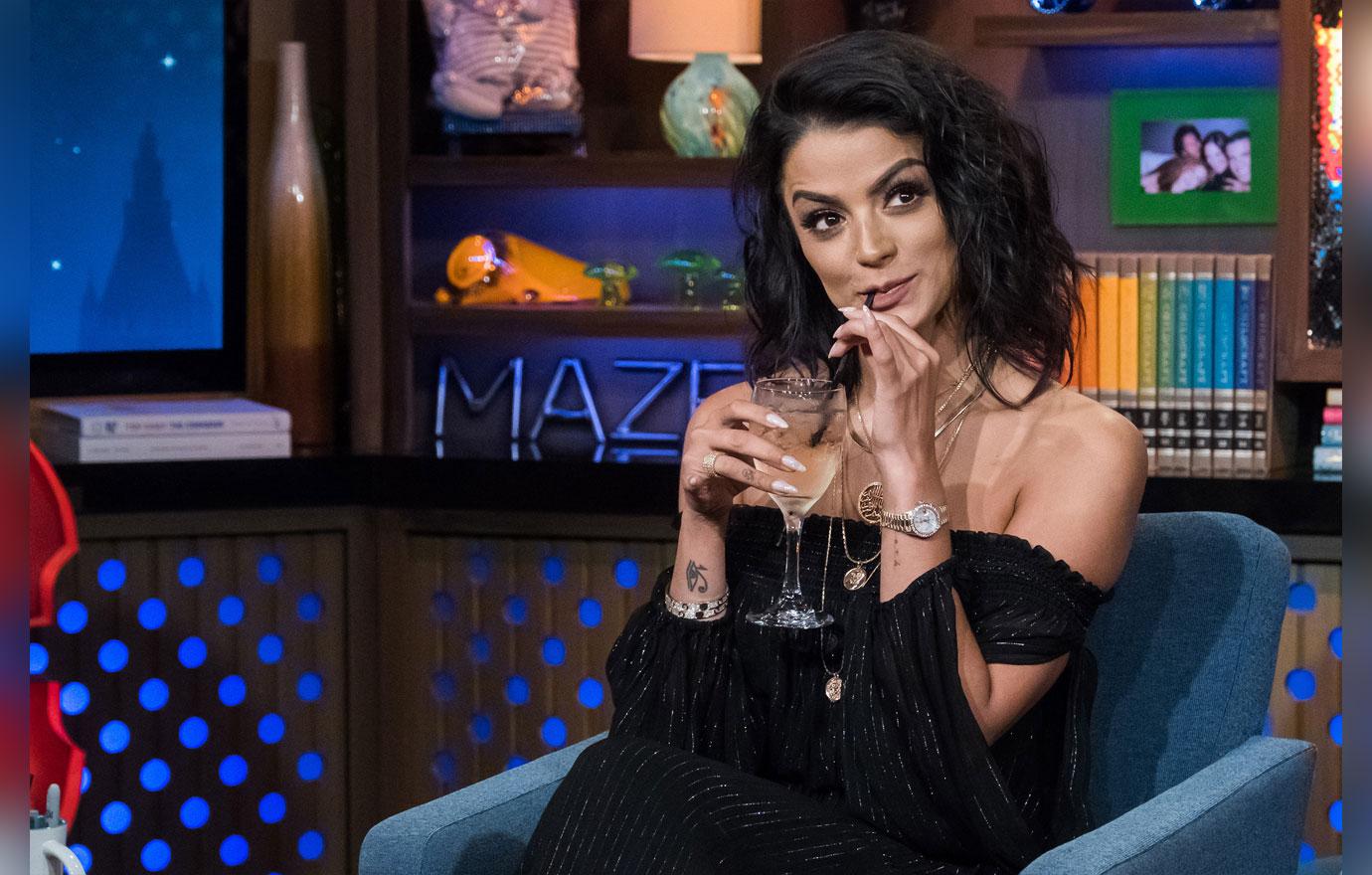 Shahs Of Sunset Golnesa Gharachedaghi Became Drug Addict At Age 11