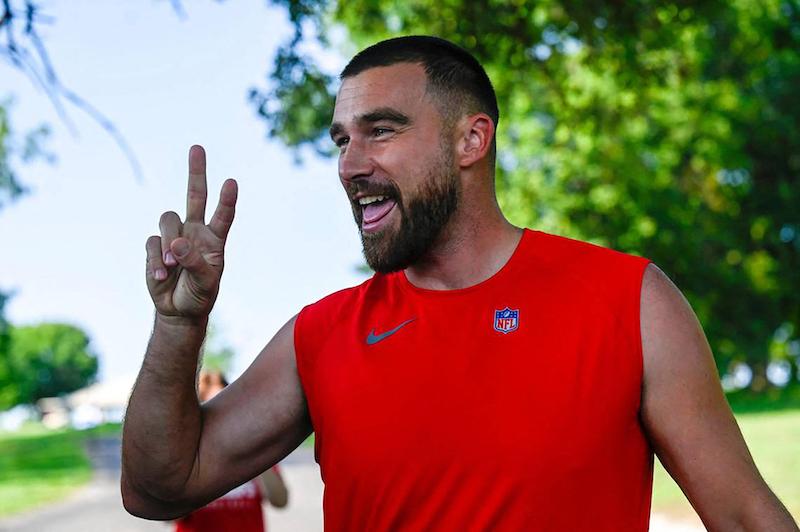 travis kelce perks taylor swift romance