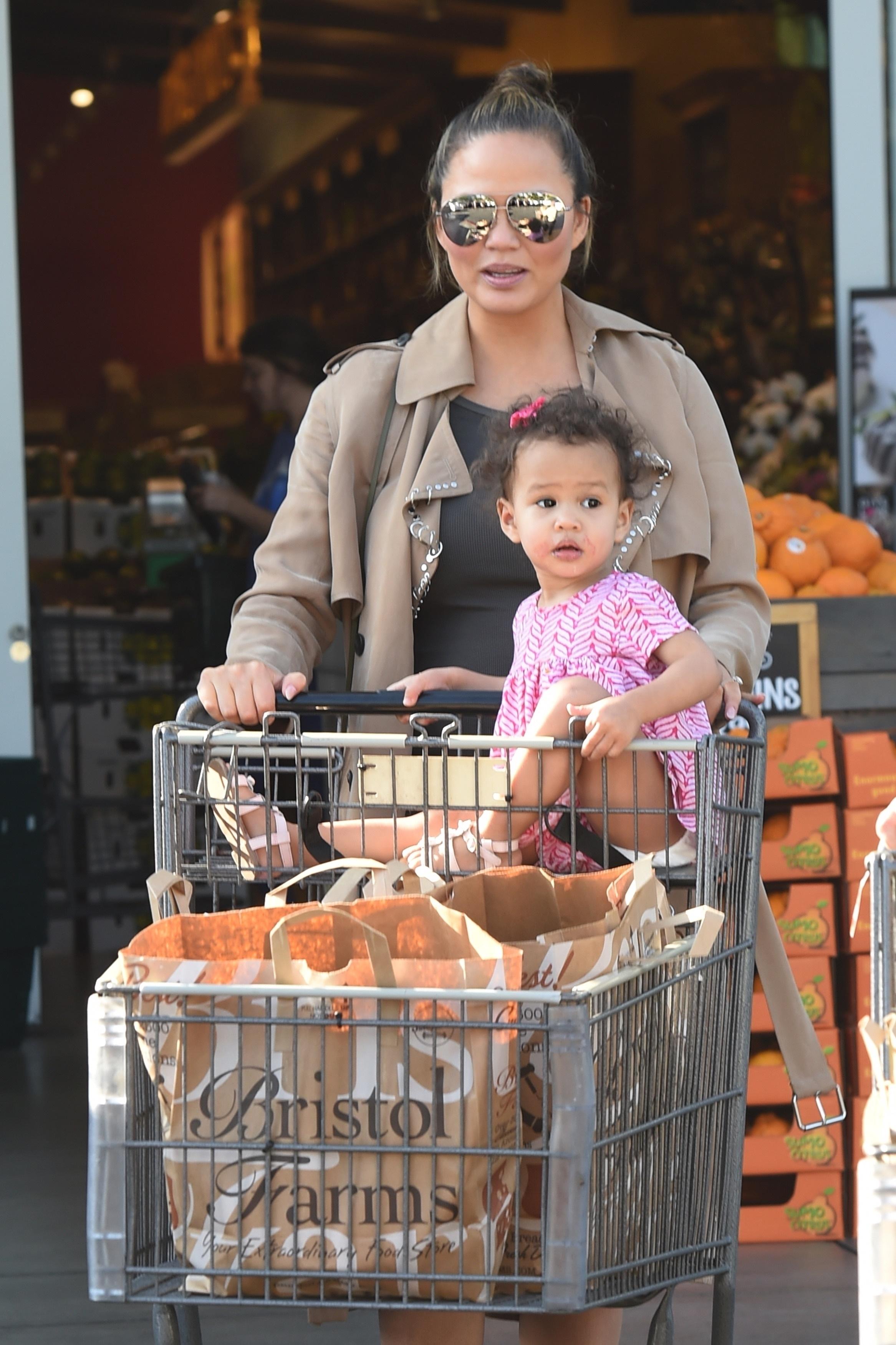 Chrissy Teigen and daughter Luna enjoy a trip to Bristol Farms