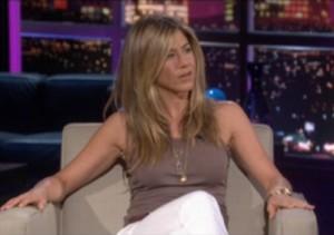 2010__08__Jennifer_Aniston_Aug18news 300&#215;211.jpg