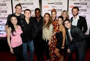 2011__04__American_Idol_April12newsnea 300×203.jpg
