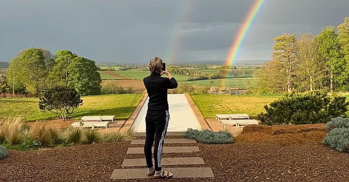 ellen portia de rossi uk house ellen ig