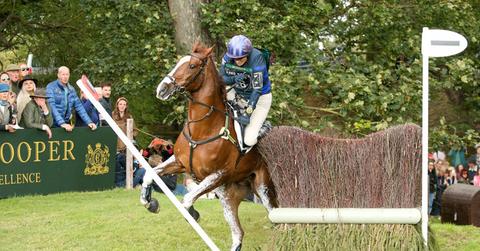 zara tindall horseback ridng