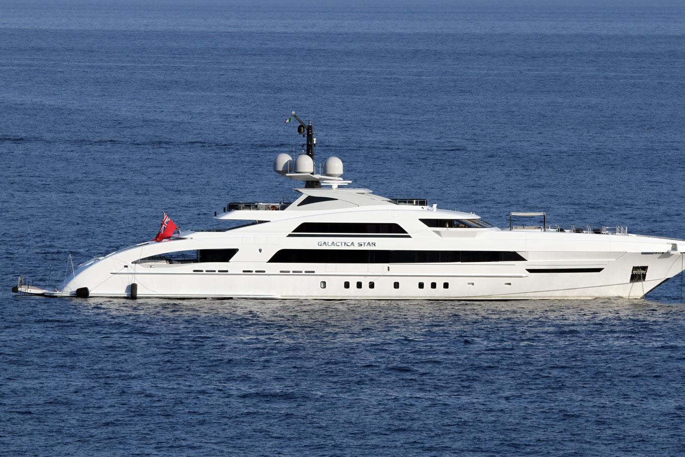 beyonce jay z yacht kola aluko 05