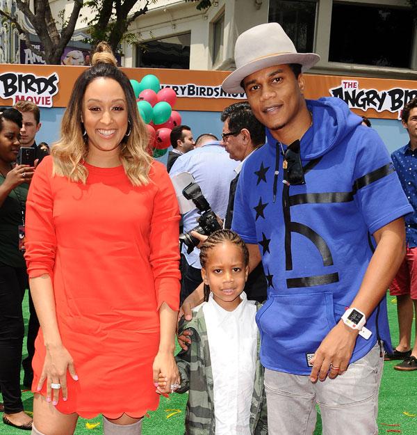 Tia mowry tamera mowry feud birthday photos 02