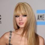 2010__12__Taylor_Swift_Dec13newsnea 150×150.jpg