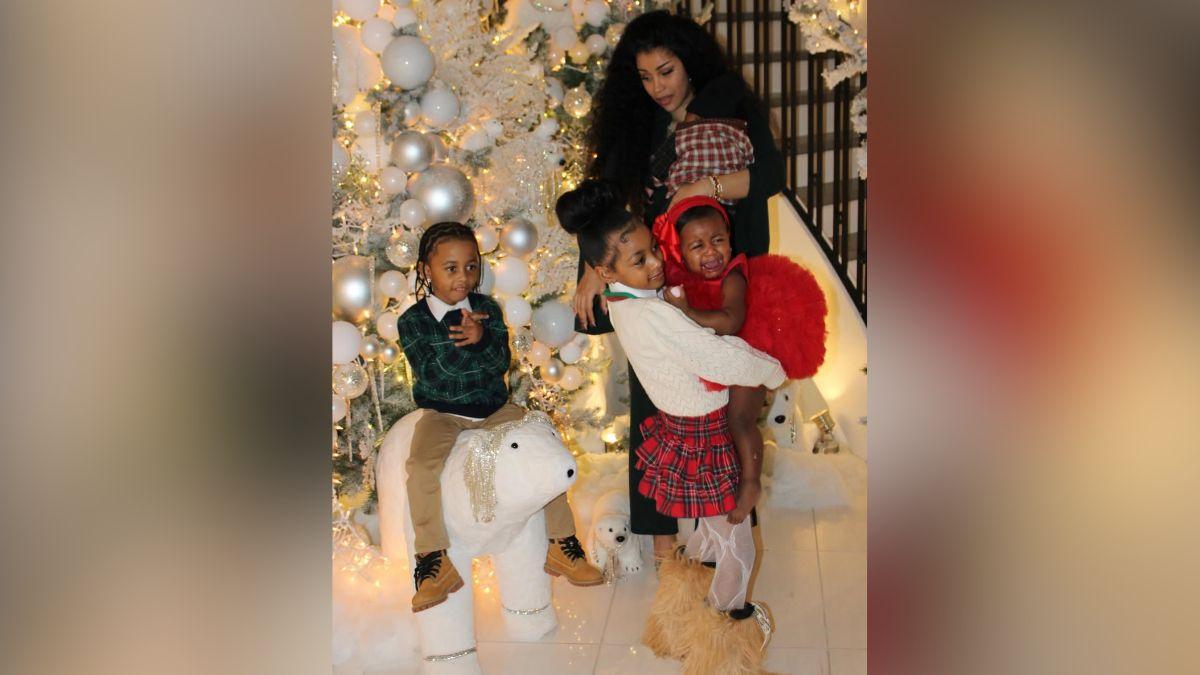 Image of Cardi B has two baby daddies.