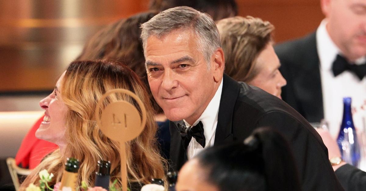 Photo of A body language expert believes George Clooney was 'miffed by the attention' he got when Nikki Glaser made a joke about him.