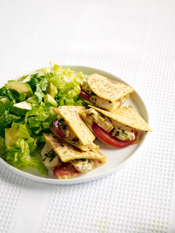 healthy-chicken-quesadilla