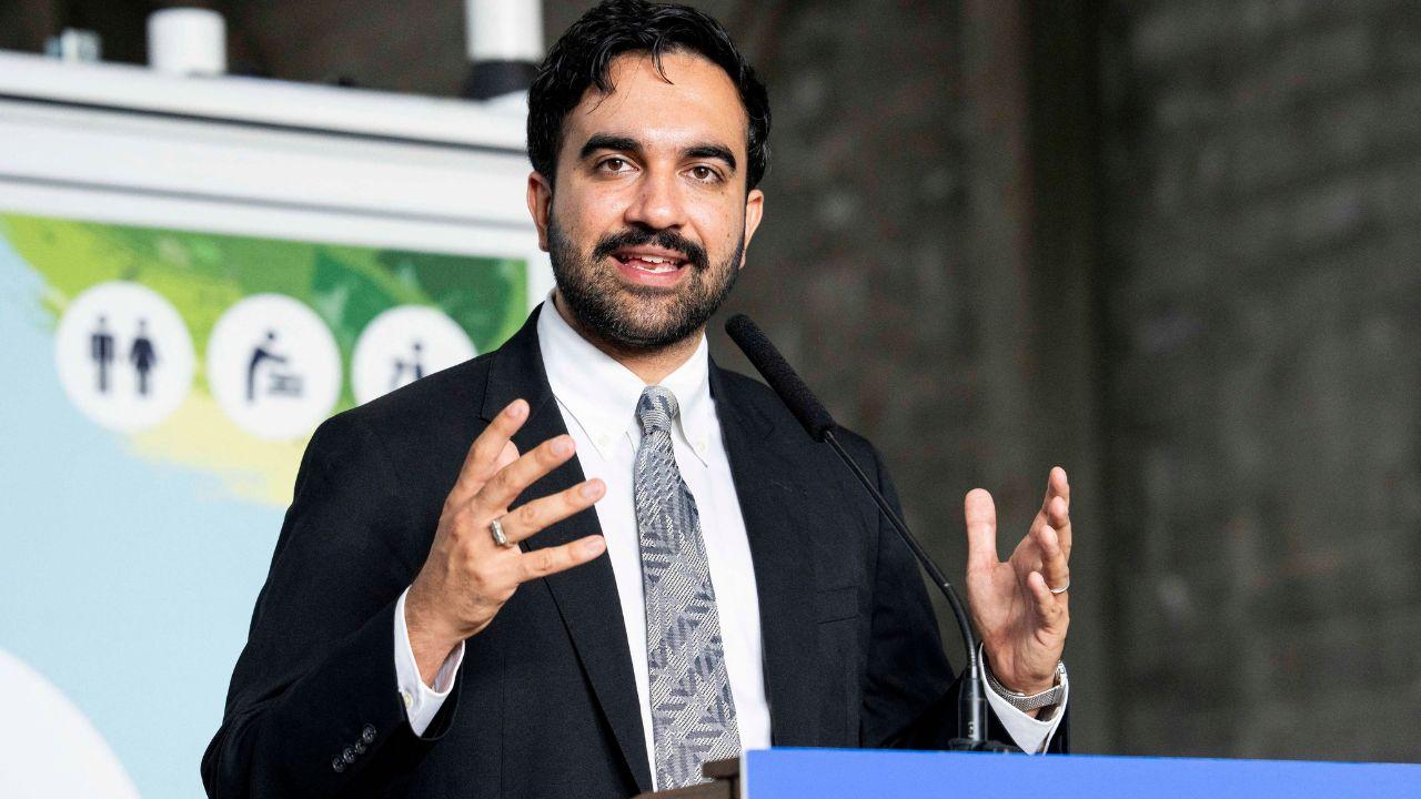 Photo of Zohran Mamdani sharply criticized the undercover operation.