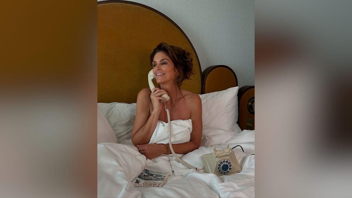 hottest celebrities in bed must see photos