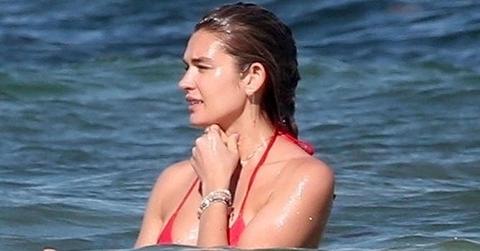 Shayna taylor escapes ryan seacrest mexico vacation main