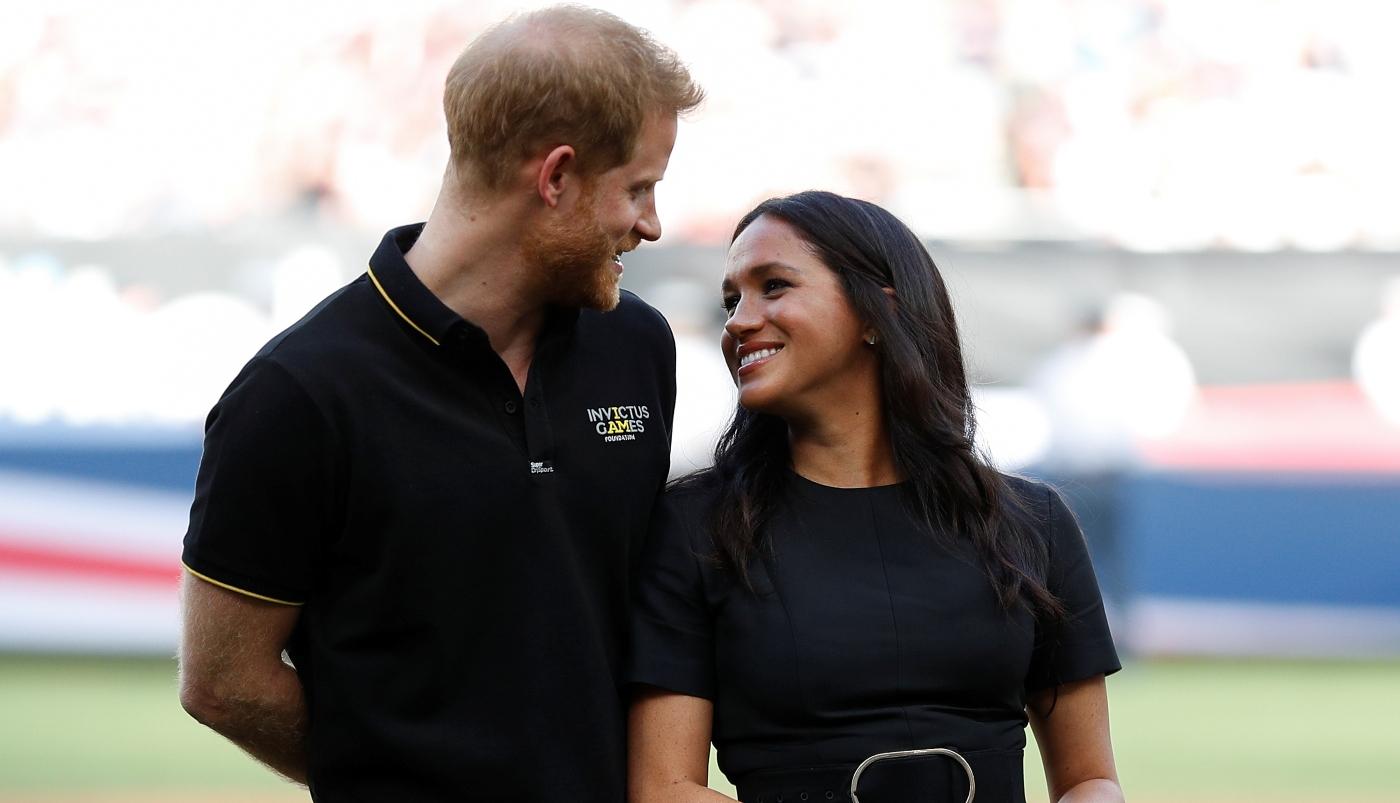 Meghan Markle & Prince Harry Make Appearance At Historic MLB Game PP (1)