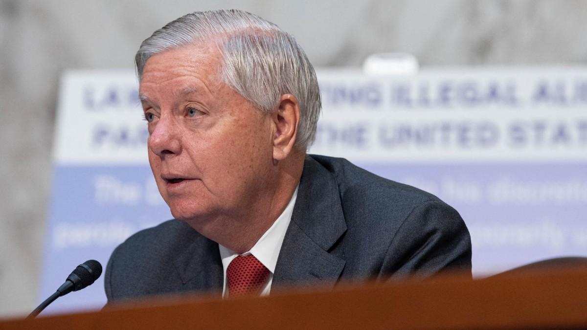 image of Lindsey Graham was close with Meghan McCain's father. 