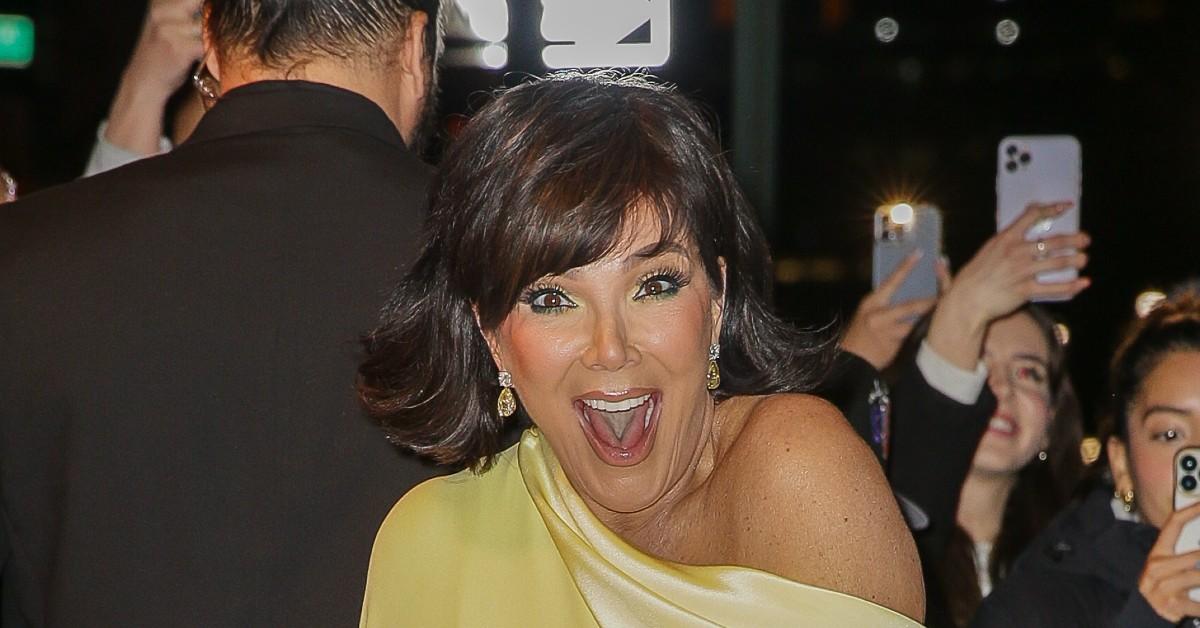 KRIS JENNER'S WONDER WOMAN NIPPLE SLIP - SURPRISE!