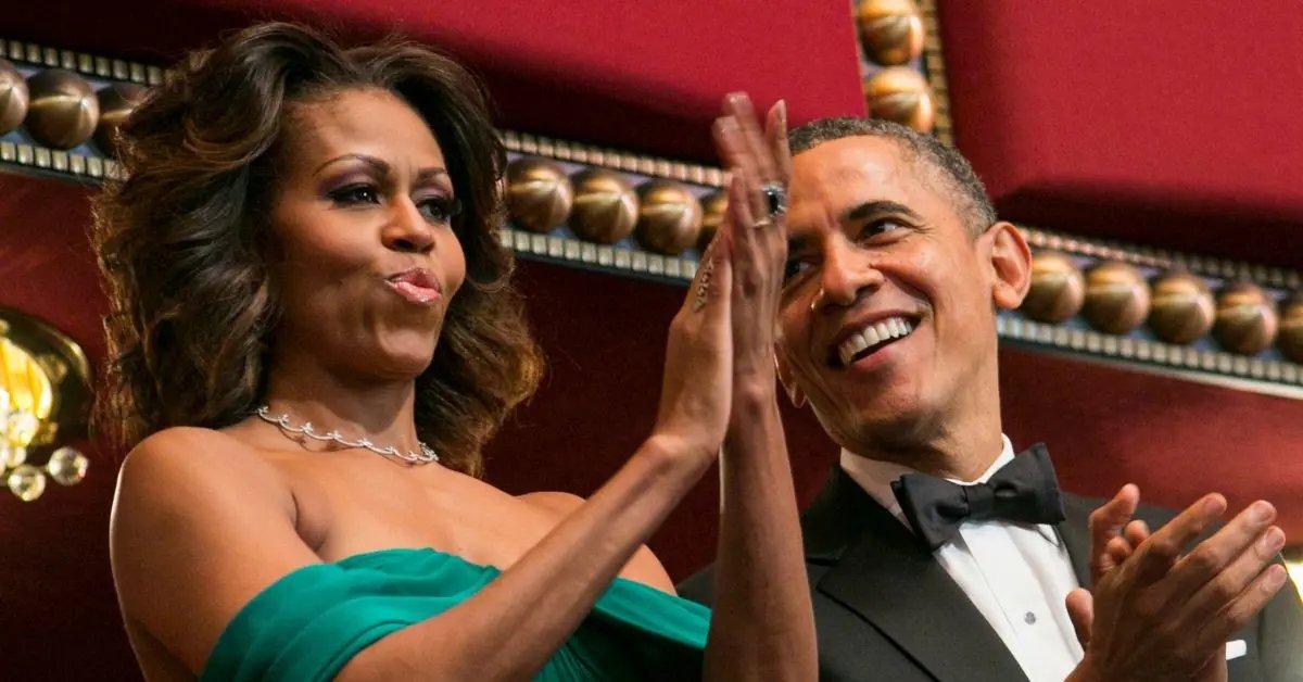 Photo of Michelle Obama felt a spark the first time she talked to Barack on the phone.