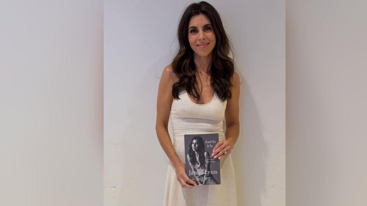 pic of Jamie-Lynn Sigler.