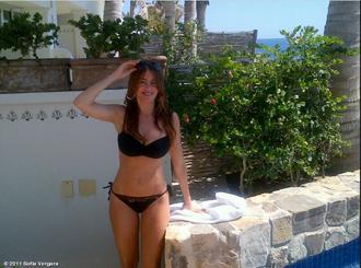 Sofia vergara oct25newsbt 01.jpg