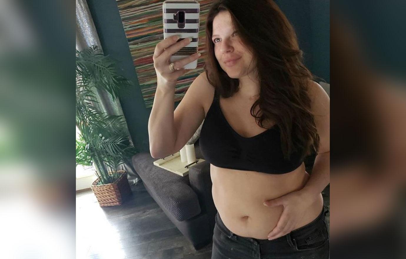 Amy Duggar Shows Off Her Post-Baby Body In Motivational Post To Moms