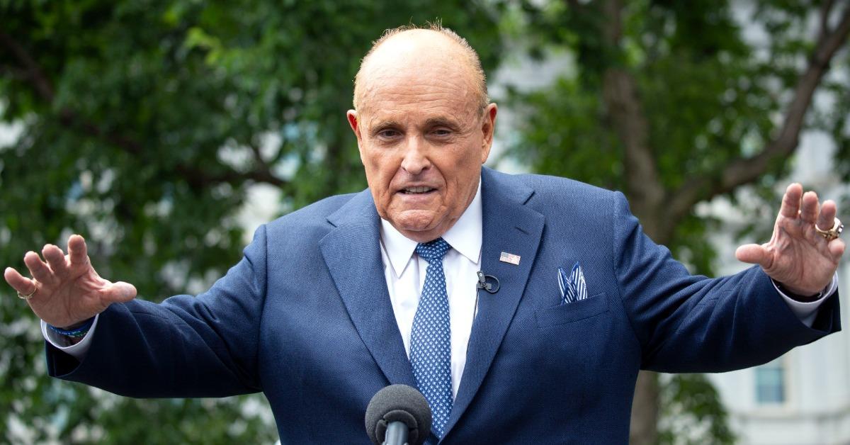 rudy giuliani fires off unsettling  memorial dinner rant denies knowing prince andrew mocks the queens accent