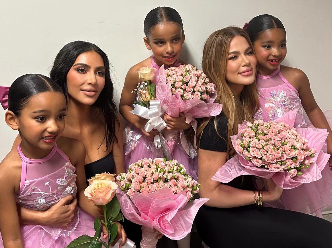 Kourtney Kardashian ‘Discarded’ Sisters For Travis Barker: Sources