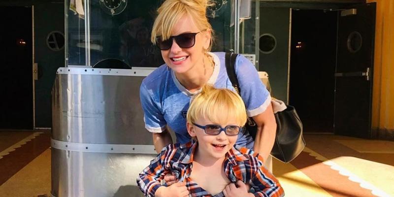 Anna faris jack camp chef pics