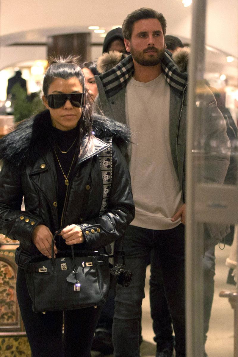 kourtney kardashian scott disick expecting fourth child 05