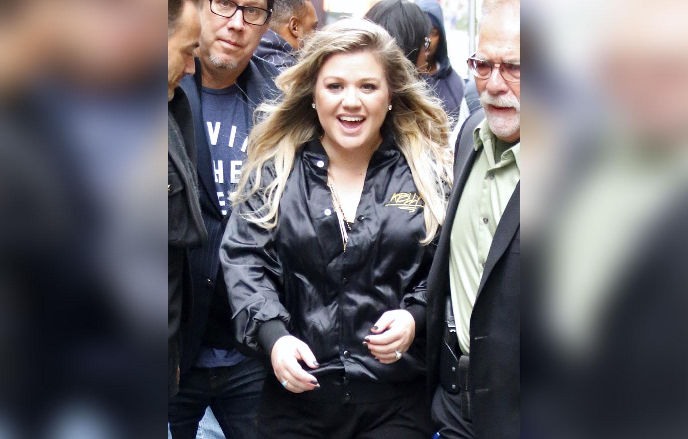 Kelly Clarkson 40 Pound Weight Loss 03