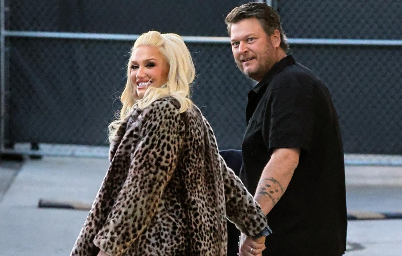 blake shelton hunting habit not easy gwen stefani handle