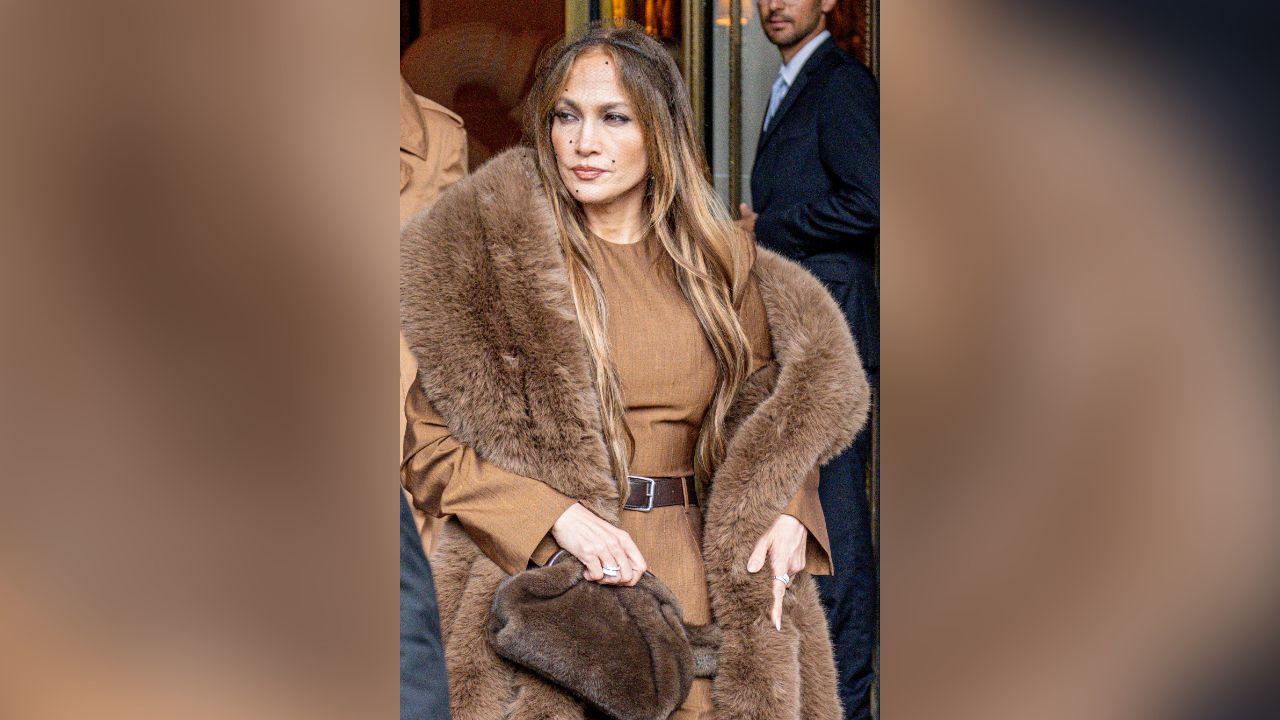 image of Jennifer Lopez's twins just left the home.