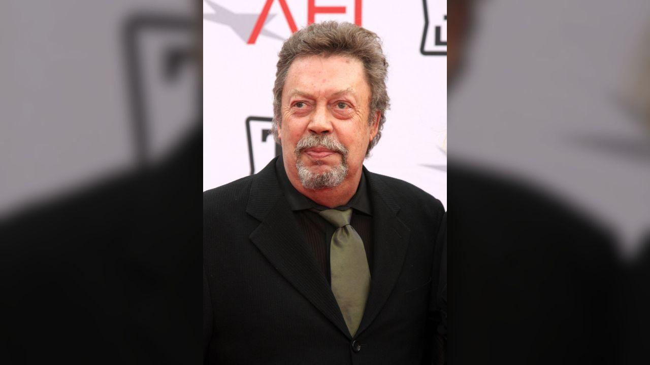 Image of Tim Curry’s Clue costars shared emotional tributes.