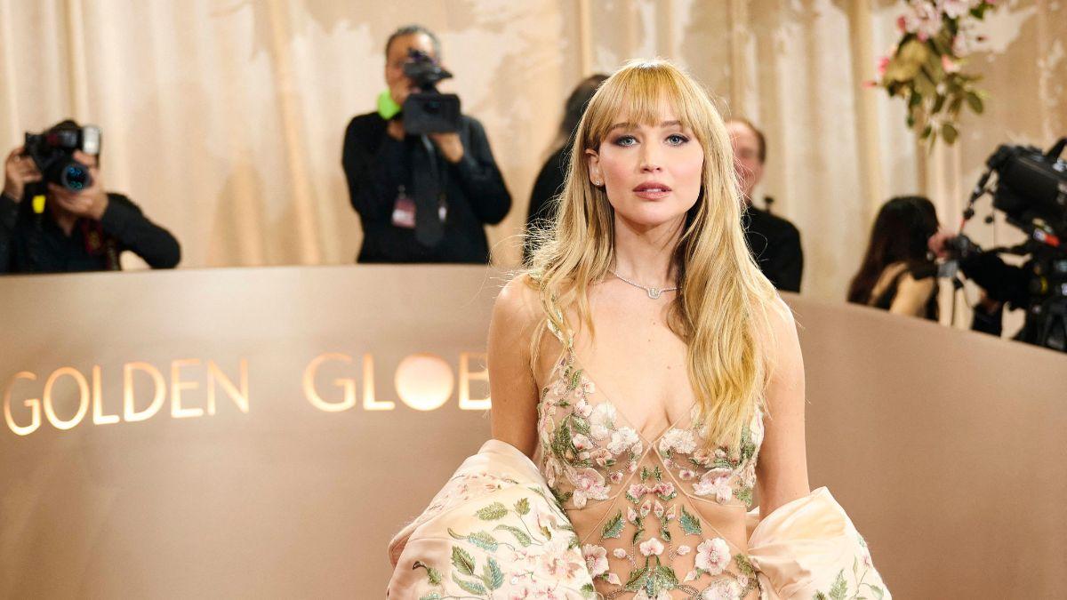 who is jennifer lawrence husband all about cooke maroney