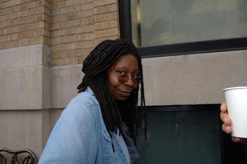 whoopi goldberg covid mask