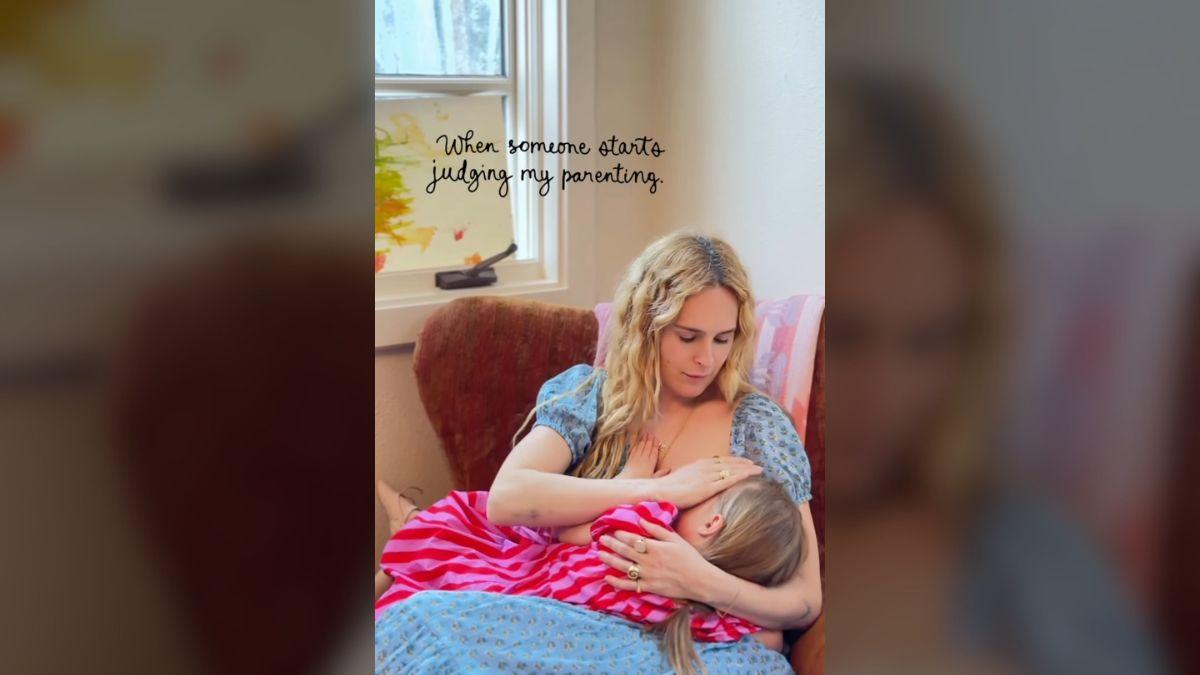 Photo of Rumer Willis shared a video of herself breastfeeding her 3-year-old daughter.