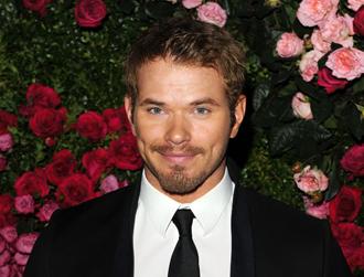 Kellan lutz april25 m.jpg