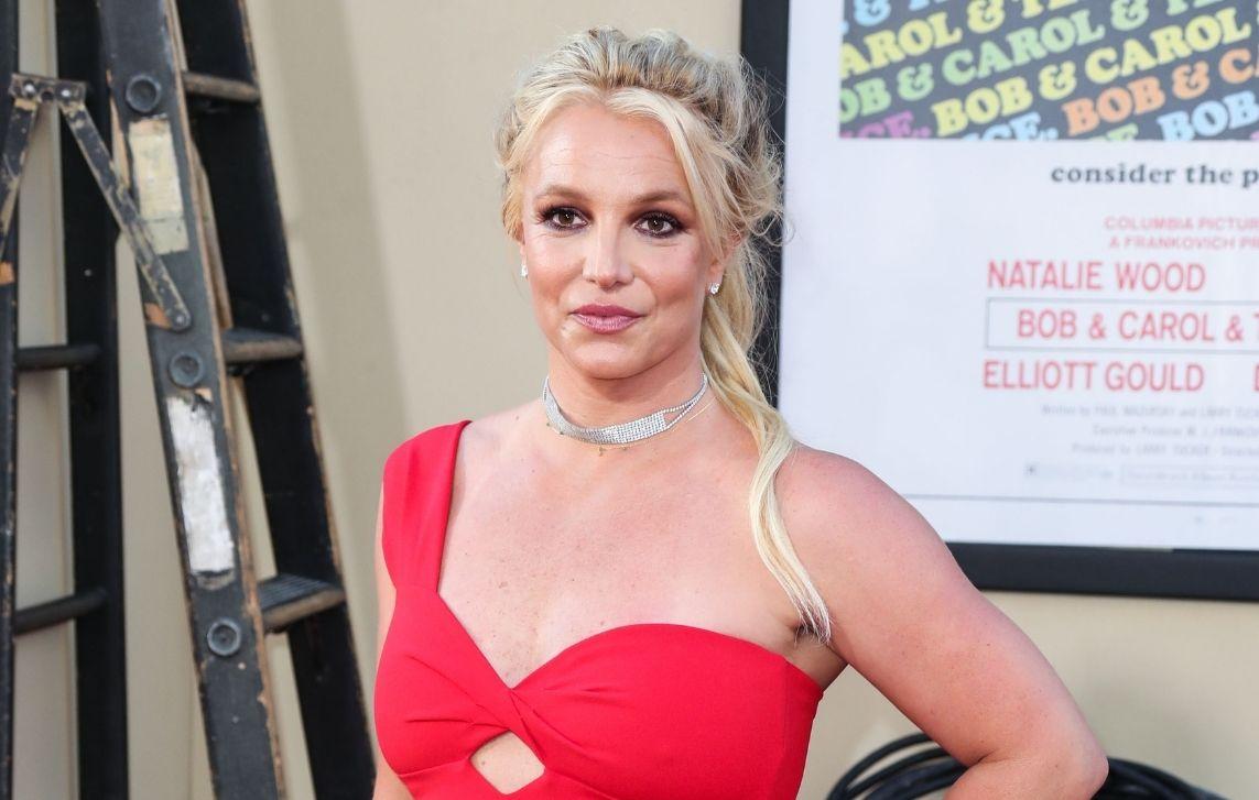 jamie spears requests britney spears pays legal fees