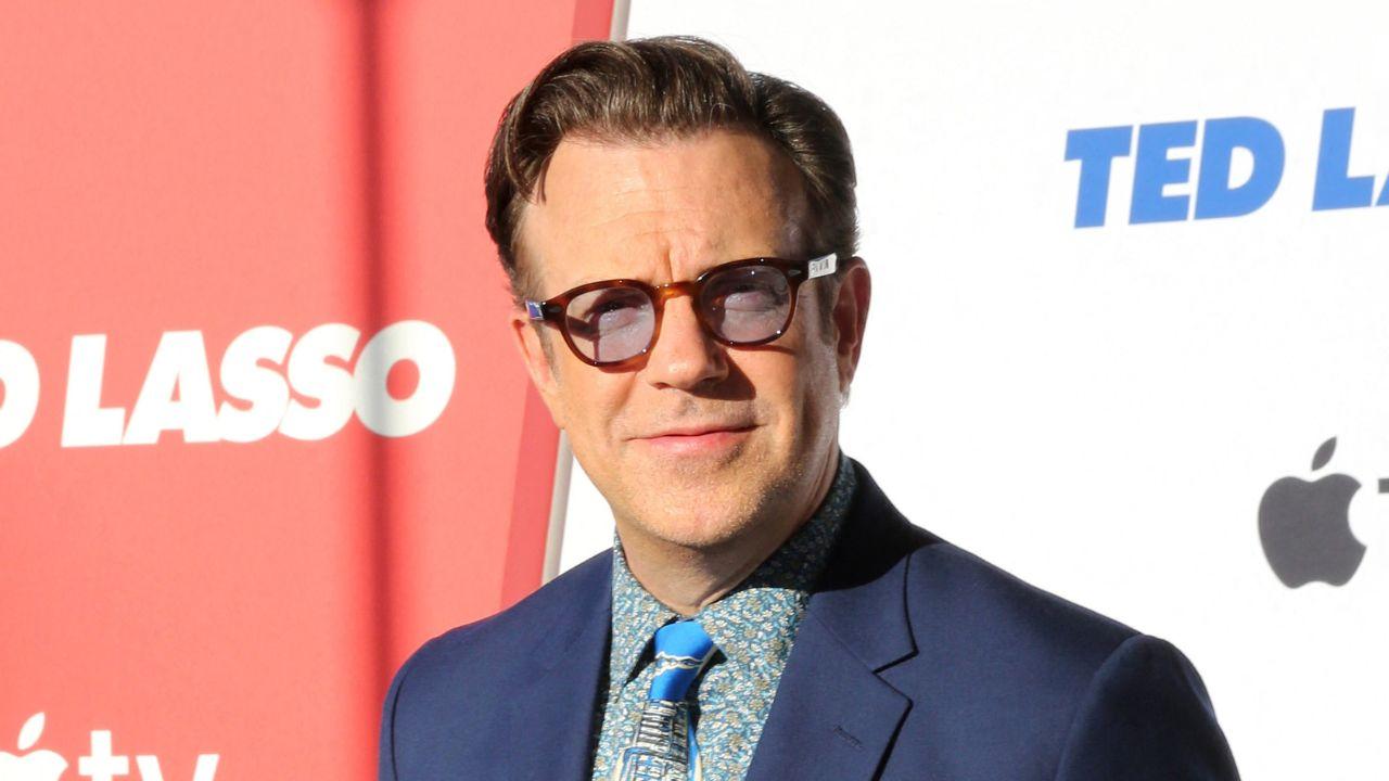 is jason sudeikis single relationship status