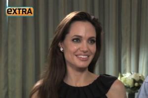 2011__05__Angelina_Jolie_May11newsnea 300×198.jpg