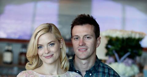 “Pregnant Jaime King glowed as she showed off her favorite new baby gifts including the Nuna ZAAZ highchair during her baby shower on Saturday, August 17, 2013.