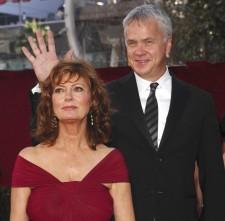 2010__07__susansarandon 225×221.jpg