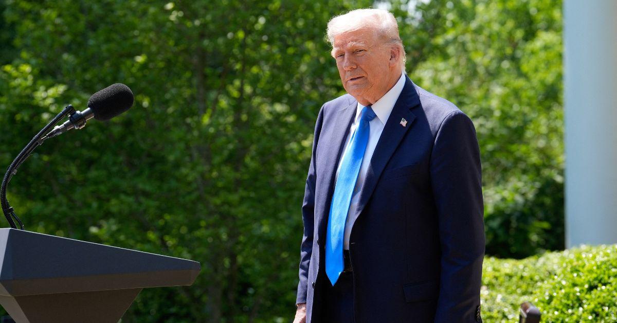 dumbest president donald trump attacked online blames joe biden bad economy