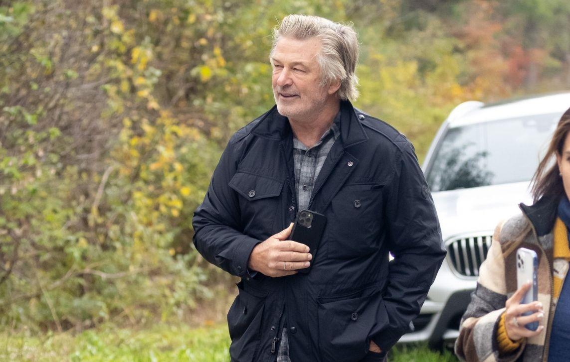 alec baldwin filming disaster movie rust boneheaded brand expert