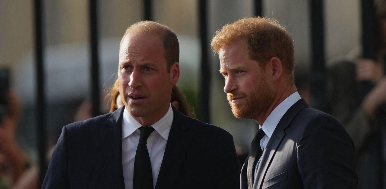 prince harry declined wedding invite avoid prince william