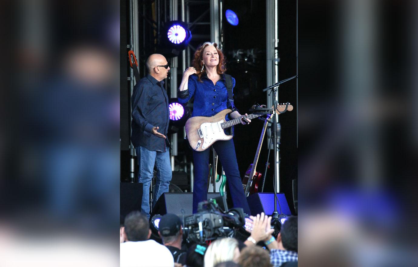 Bonnie raitt health scare