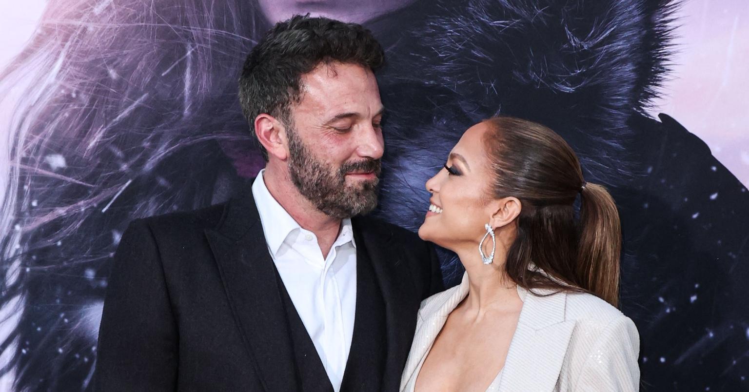 Steve Lopez and wife - The Soloist Premiere at the Paramount