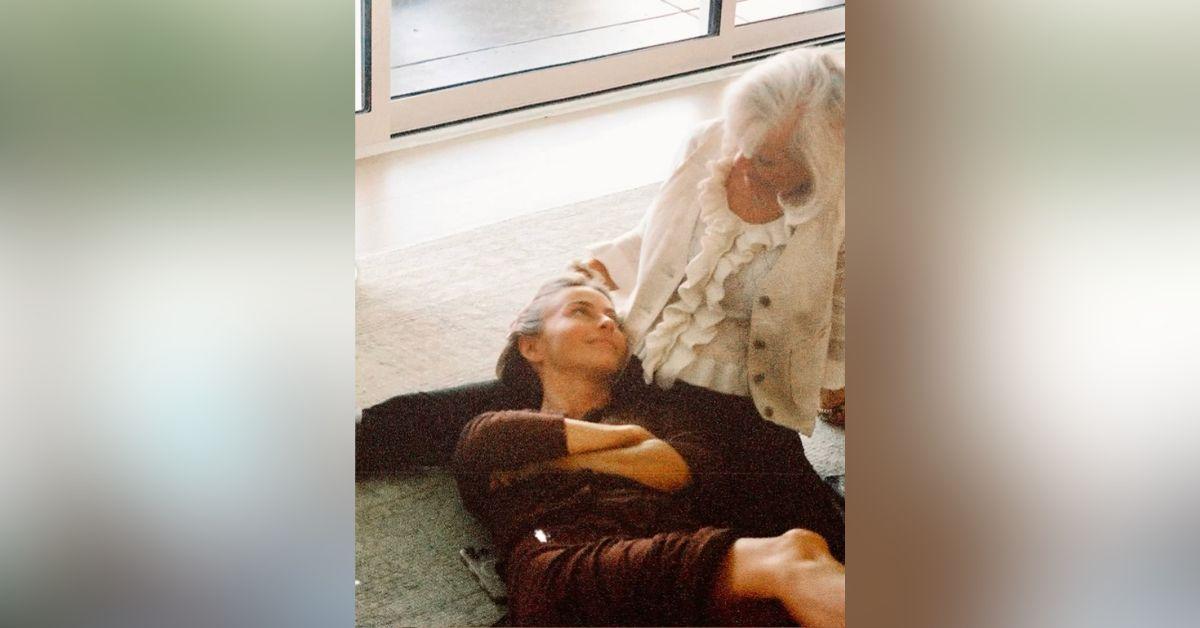 Julianne Hough cuddled up to her mom.