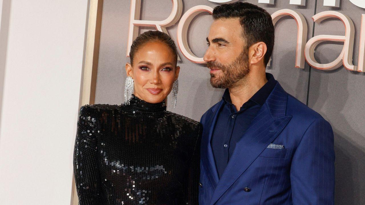 Jennifer Lopez, Brett Goldstein