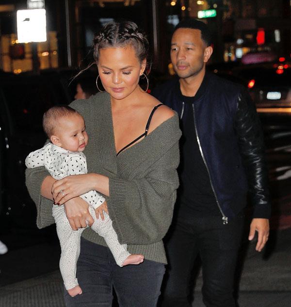 Chrissy teigen reveals daughter luna stephens eczema 03