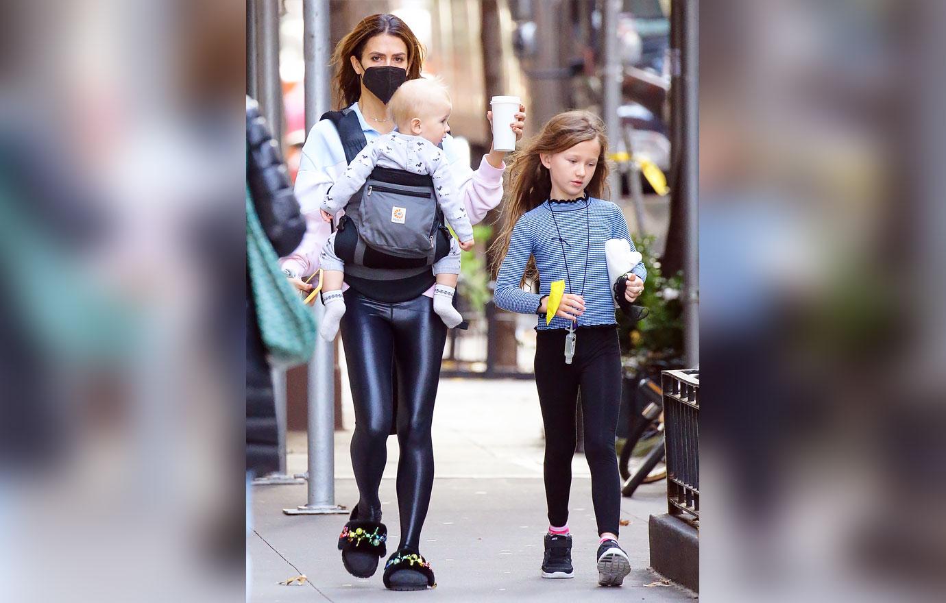 hilaria baldwin spotted kids police request alec baldwins cell phone photos ok